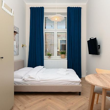 Rentplanet - Studio Plac Matejki Krakkó Kültér fotó