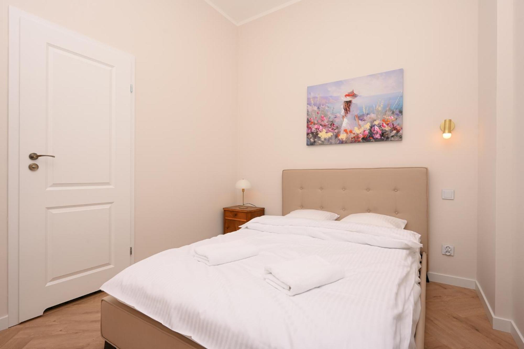 Rentplanet - Studio Plac Matejki Krakkó Kültér fotó